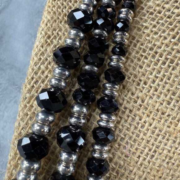 Black Faceted Beaded Necklace Three Strand Silver Tone Accents Vintage Classic - Picture 3 of 16